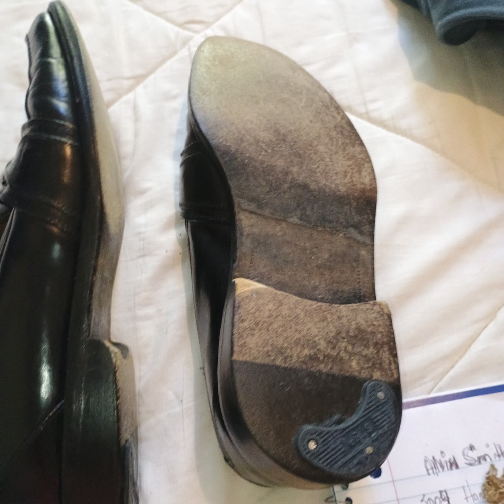Vintage Johnston & Murphy Black Leather Bit Loafers Men's 9D Slip On w/ Dust Bag - Picture 8 of 16